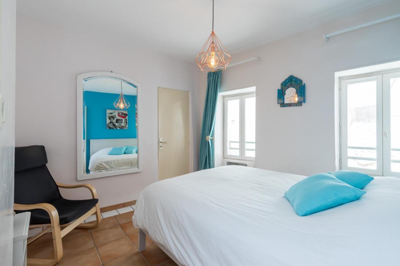 8 Condamine - Stylish In Old Town - 2 Pieces - 300m De La *