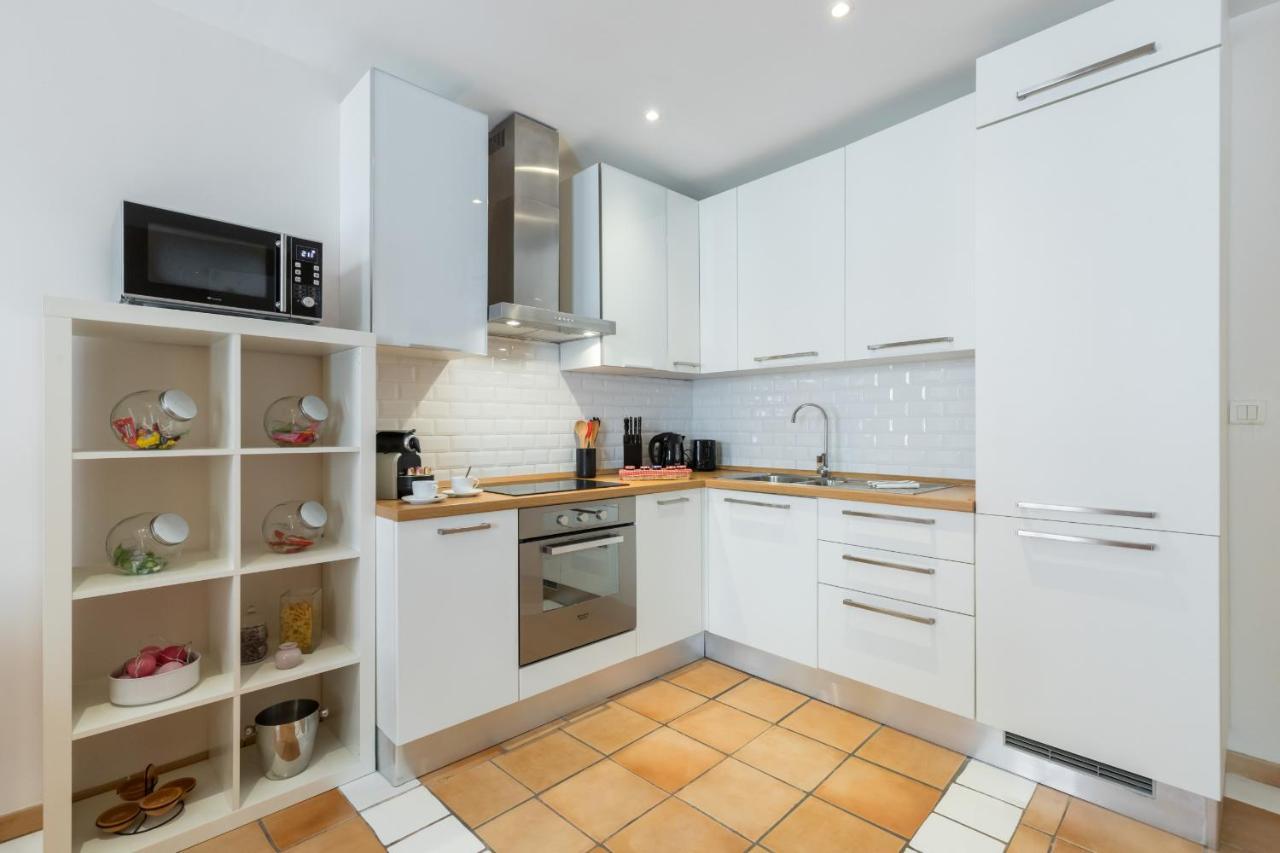 8 Condamine - Stylish In Old Town - 2 Pieces - 300m De La Leilighet *