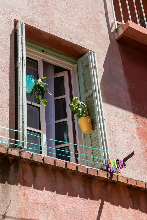 Leilighet 8 Condamine - Stylish In Old Town - 2 Pieces - 300m De La *
